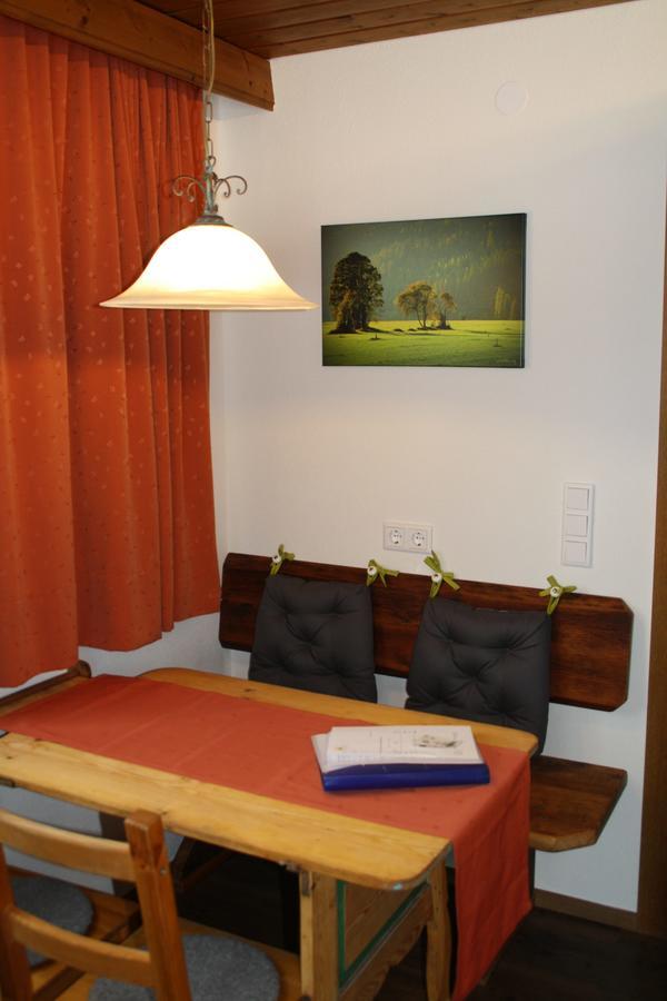 Wirtseppelerhof Apartments Leutasch Exterior photo